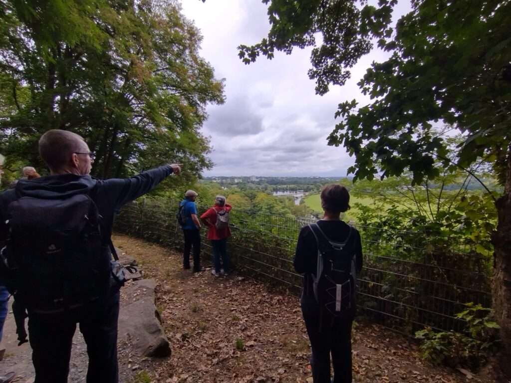 Ausschau nach den fünf Kirchen